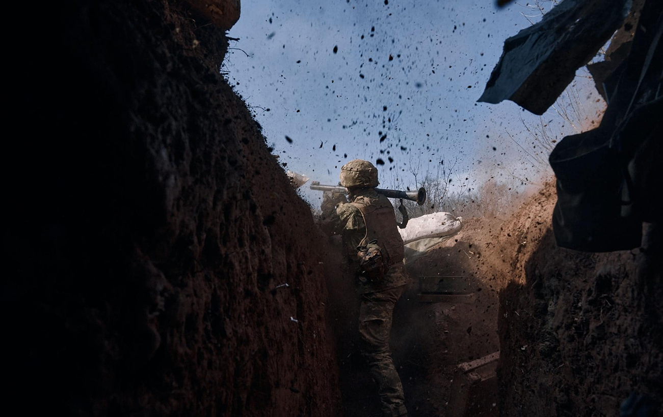 Штаты на паузе. Хватит ли Украине оружия и денег без американской помощи